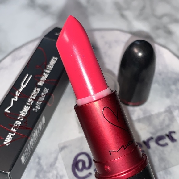 VIVA GLAM MILEY CYRUS AMPLIFIED CREME Lipstick MAC - Picture 5 of 13